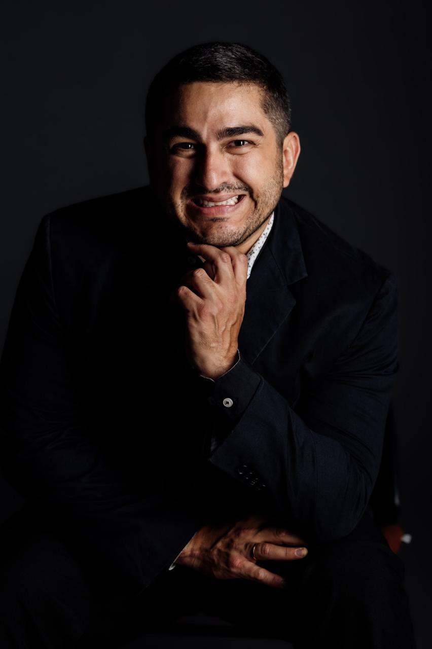 Dr. André Cristiano